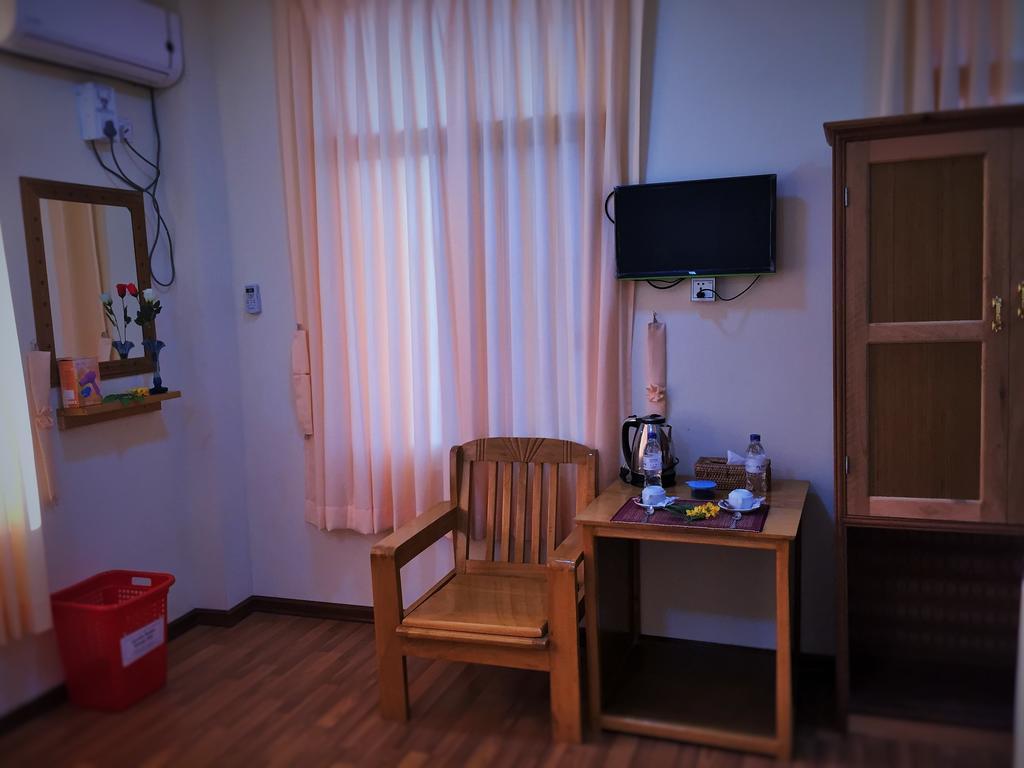 Inle Star Hotel Nyaung Shwe Exterior foto