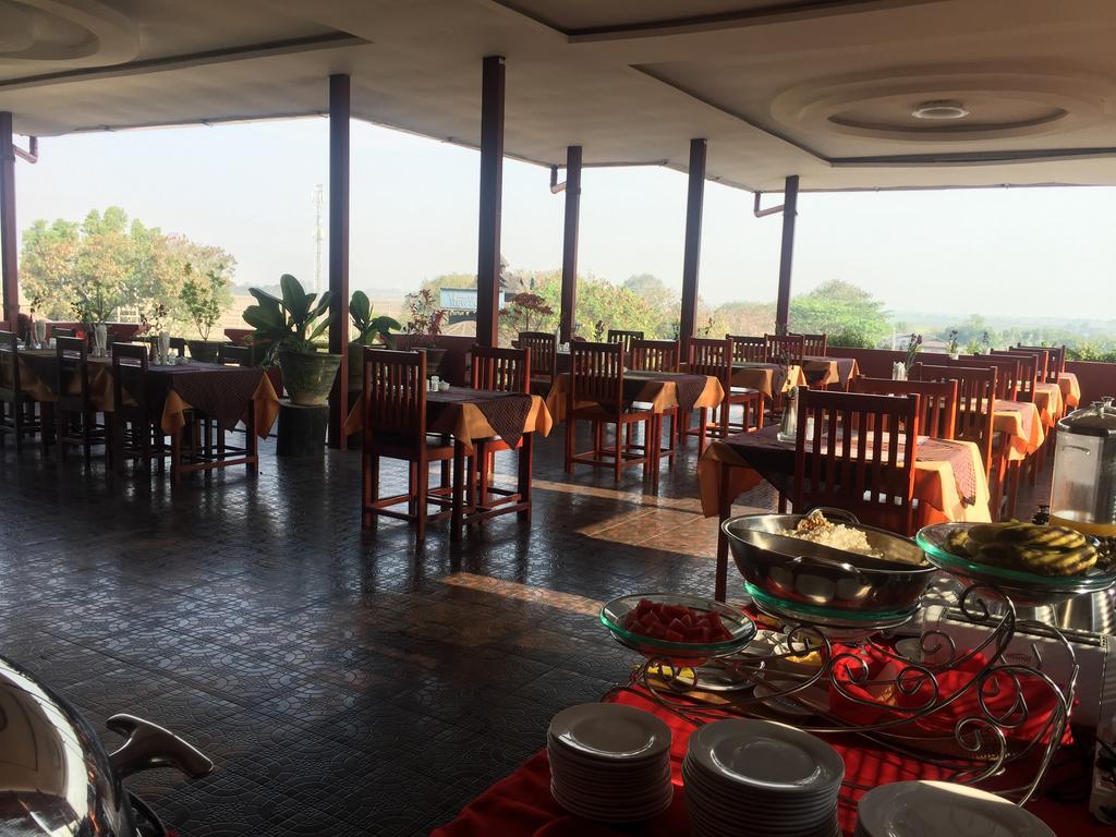 Inle Star Hotel Nyaung Shwe Exterior foto
