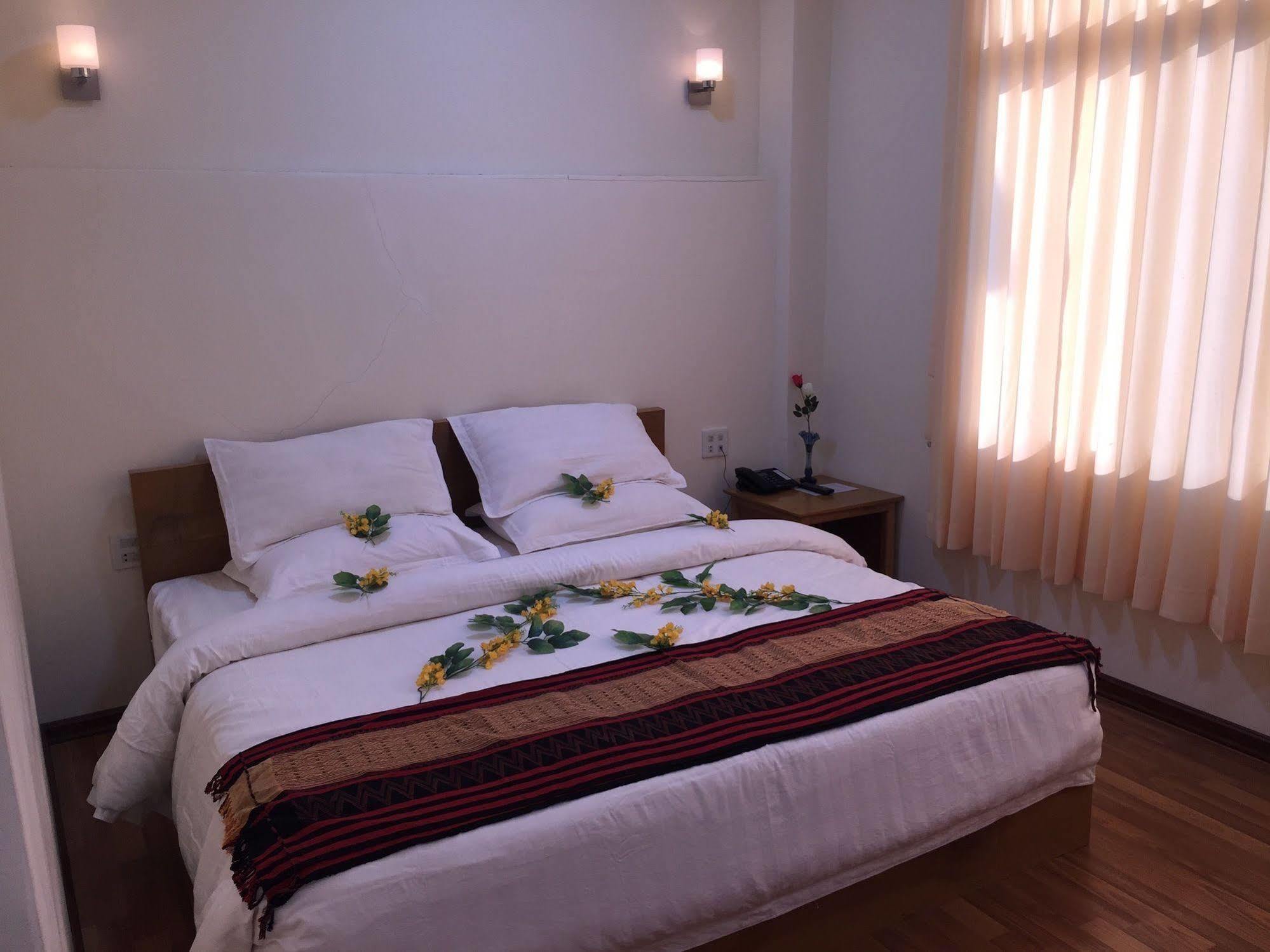 Inle Star Hotel Nyaung Shwe Exterior foto